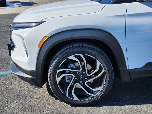used 2024 Chevrolet TrailBlazer car, priced at $20,977