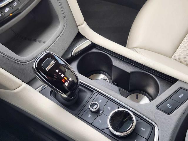 used 2023 Cadillac XT6 car, priced at $40,977