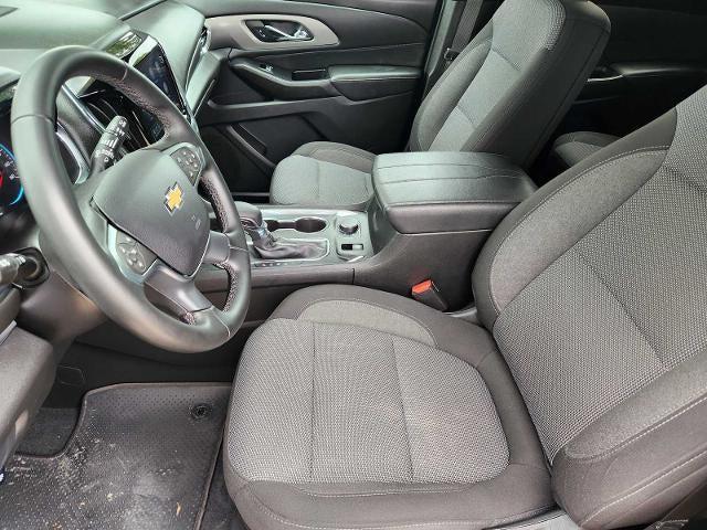 used 2023 Chevrolet Traverse car, priced at $28,652