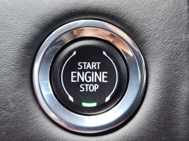 used 2023 GMC Yukon XL car, priced at $66,252