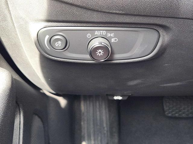 used 2024 Chevrolet Equinox car, priced at $21,977