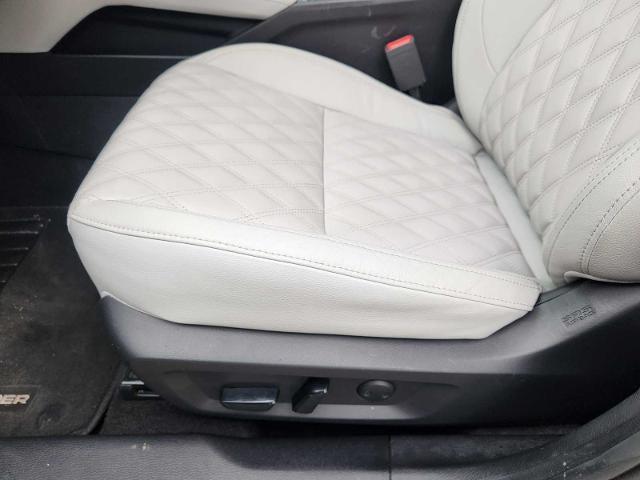 used 2024 Mitsubishi Outlander car, priced at $26,552