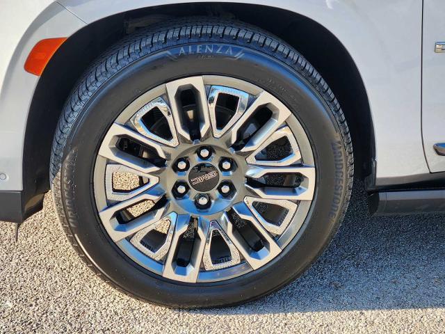 used 2023 GMC Yukon XL car, priced at $66,977