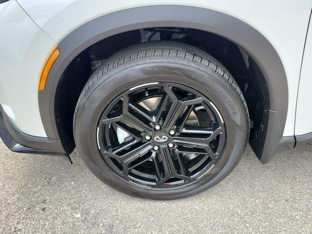 new 2026 INFINITI QX60 car, priced at $59,385