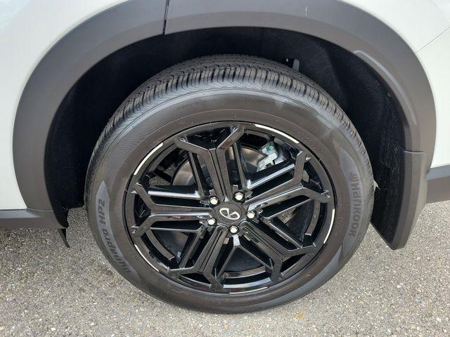 new 2026 INFINITI QX60 car, priced at $59,385