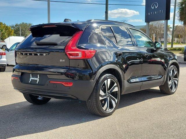 used 2023 Volvo XC40 car, priced at $28,220