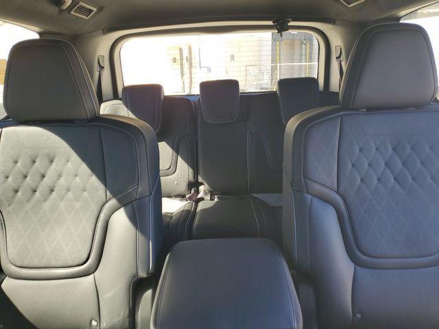 new 2025 INFINITI QX80 car, priced at $98,850