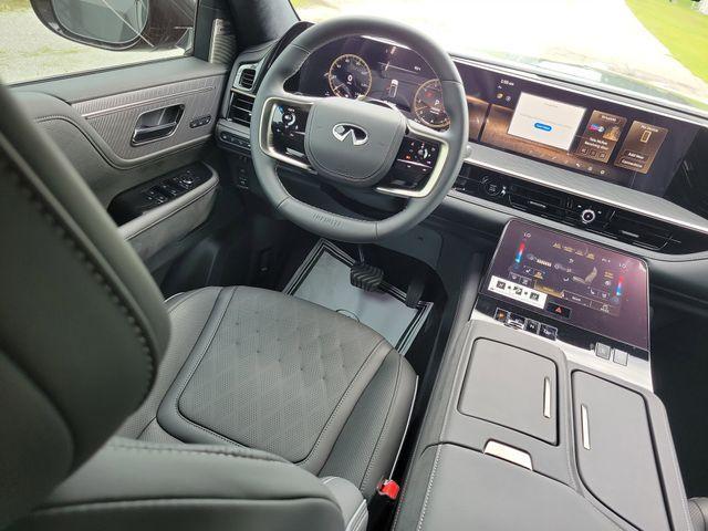 new 2025 INFINITI QX80 car, priced at $101,255
