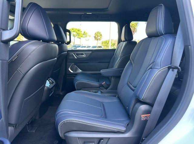 new 2026 INFINITI QX80 car, priced at $95,525