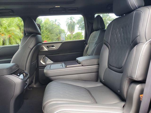 new 2025 INFINITI QX80 car, priced at $98,000