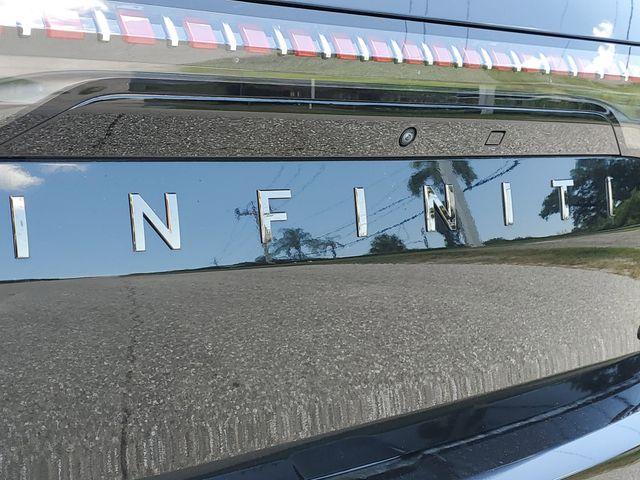 new 2025 INFINITI QX80 car, priced at $98,000