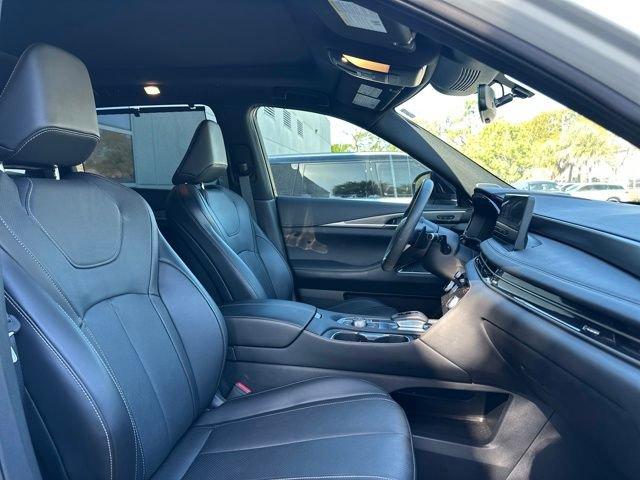 used 2025 INFINITI QX60 car, priced at $43,770