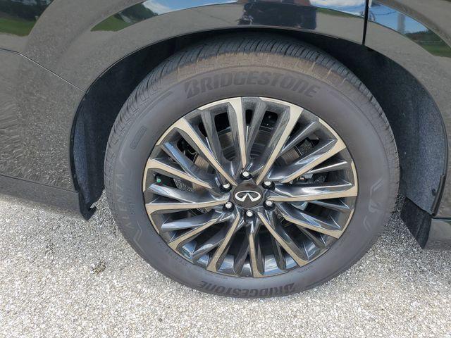 new 2025 INFINITI QX80 car, priced at $98,440