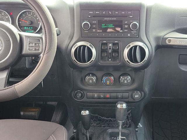 used 2015 Jeep Wrangler Unlimited car, priced at $15,950