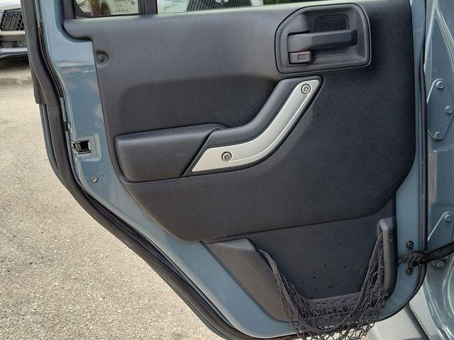 used 2015 Jeep Wrangler Unlimited car, priced at $15,950