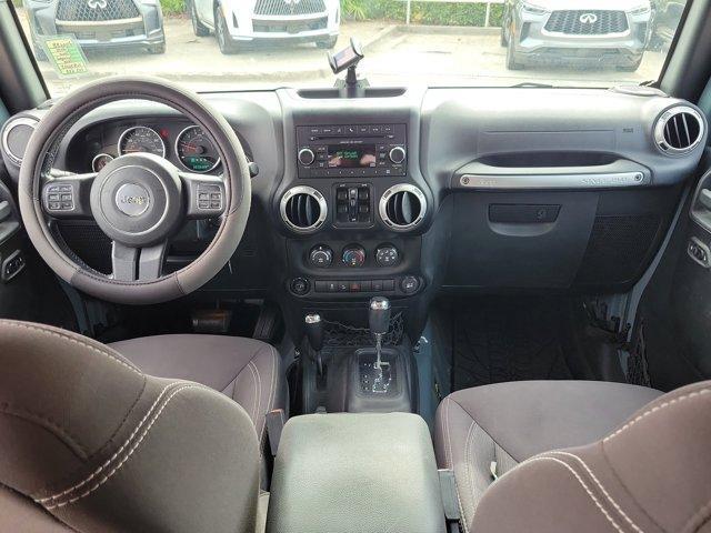 used 2015 Jeep Wrangler Unlimited car, priced at $15,950