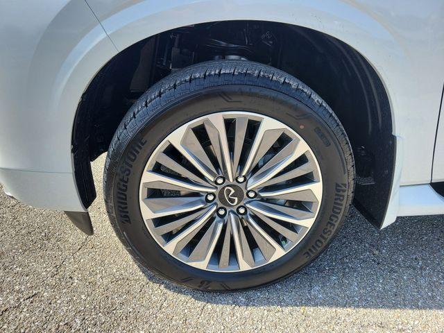 new 2026 INFINITI QX80 car, priced at $85,380