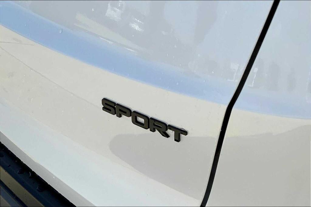 new 2026 Honda CR-V Hybrid car, priced at $37,535