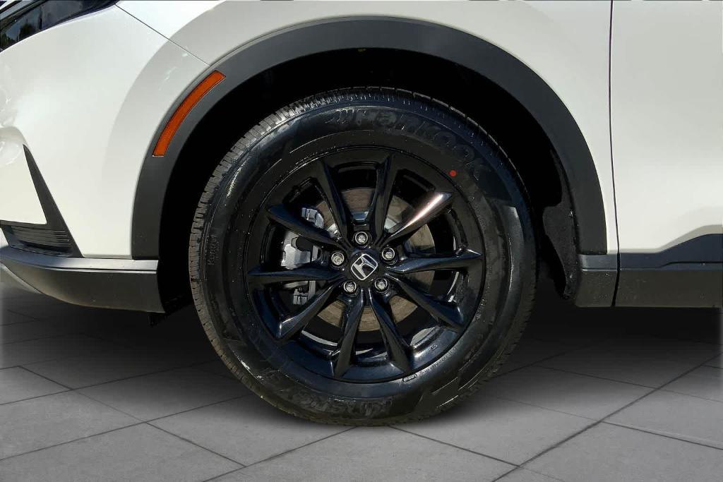 new 2026 Honda CR-V Hybrid car, priced at $37,535