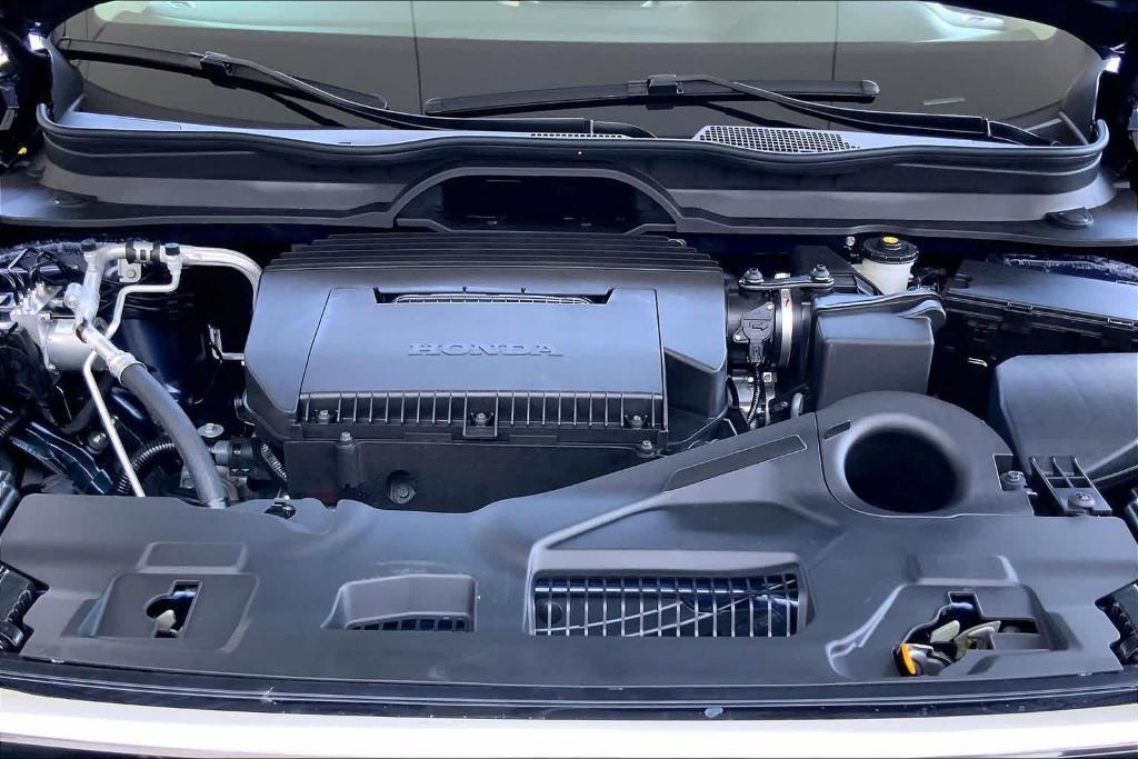 new 2025 Honda Pilot car, priced at $44,995