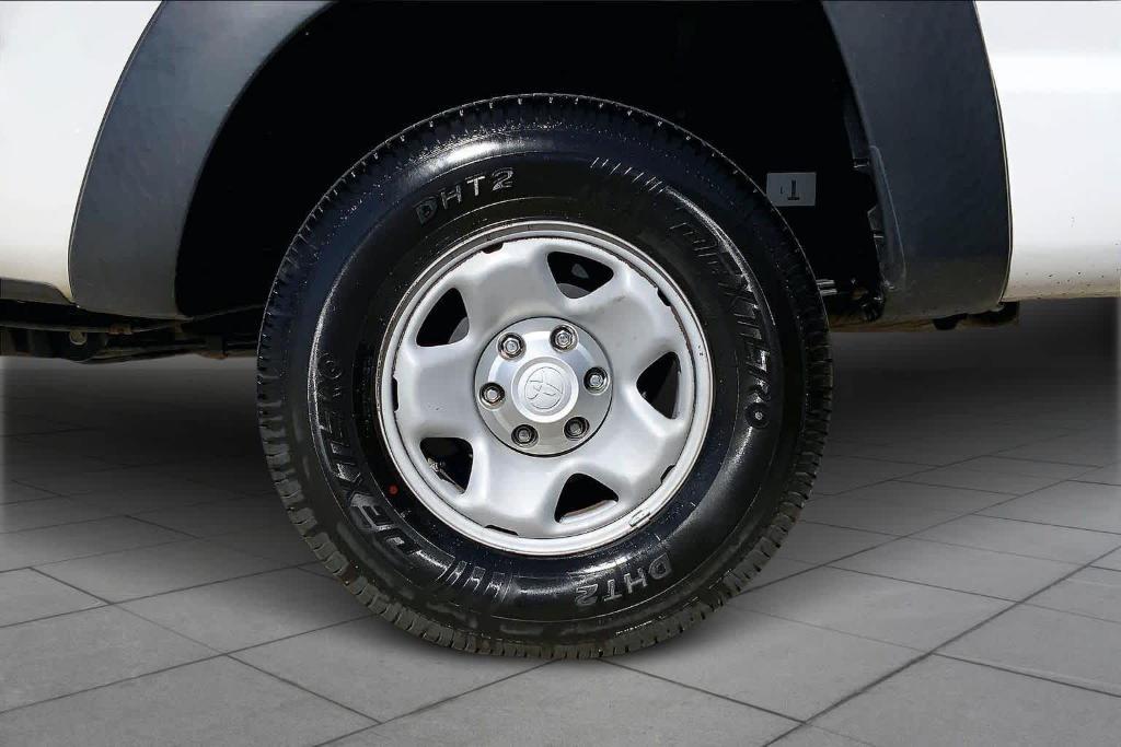 used 2013 Toyota Tacoma car, priced at $16,368