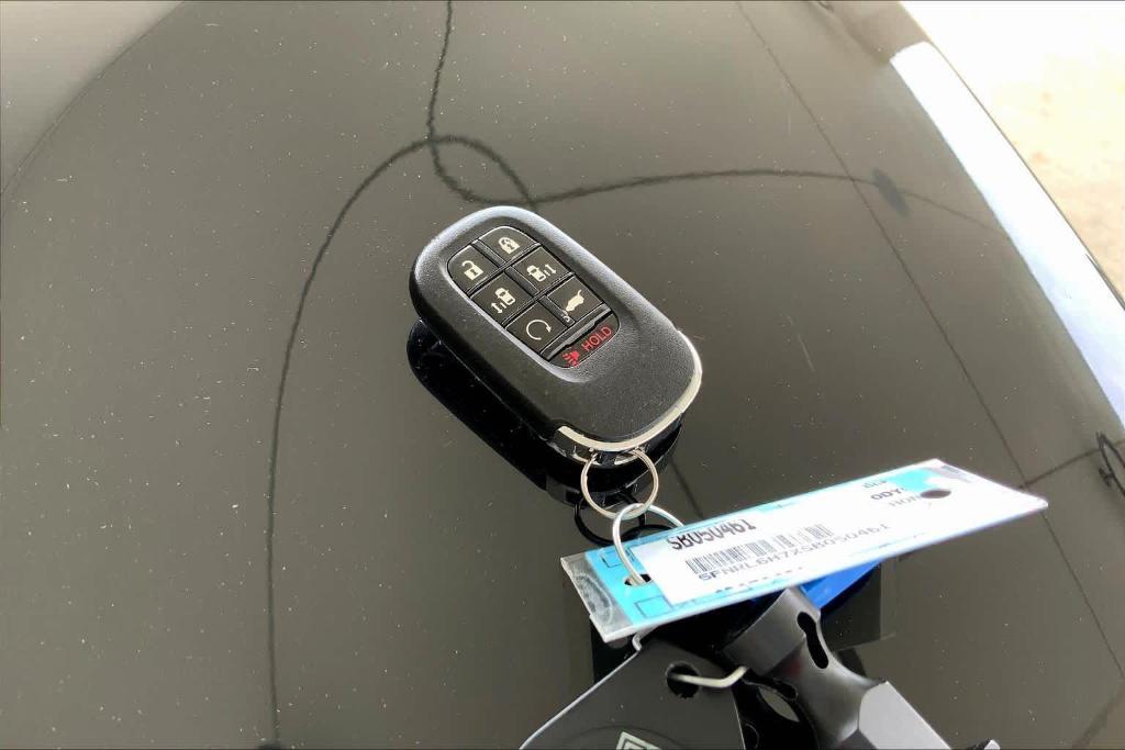 used 2025 Honda Odyssey car, priced at $37,655