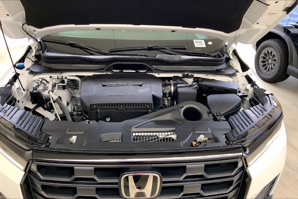 new 2026 Honda Pilot car, priced at $44,895