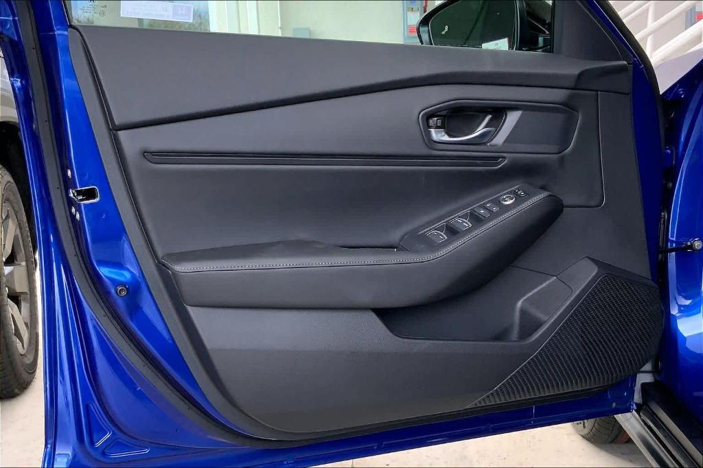 new 2025 Honda Accord Hybrid car, priced at $33,699