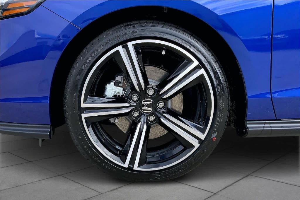 new 2025 Honda Accord Hybrid car, priced at $33,699