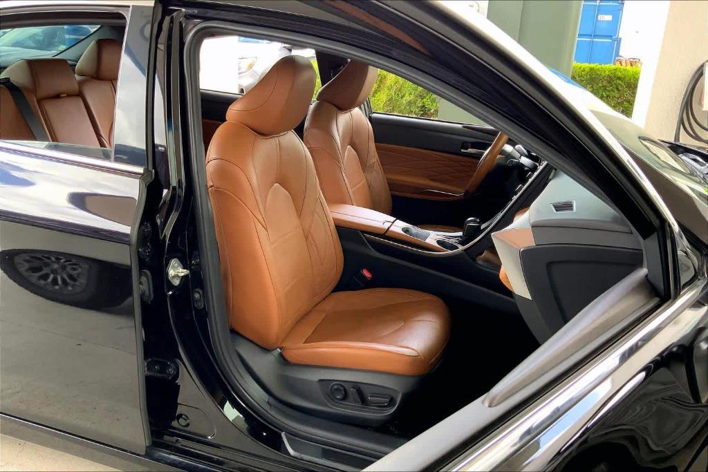 used 2021 Toyota Avalon Hybrid car, priced at $23,950