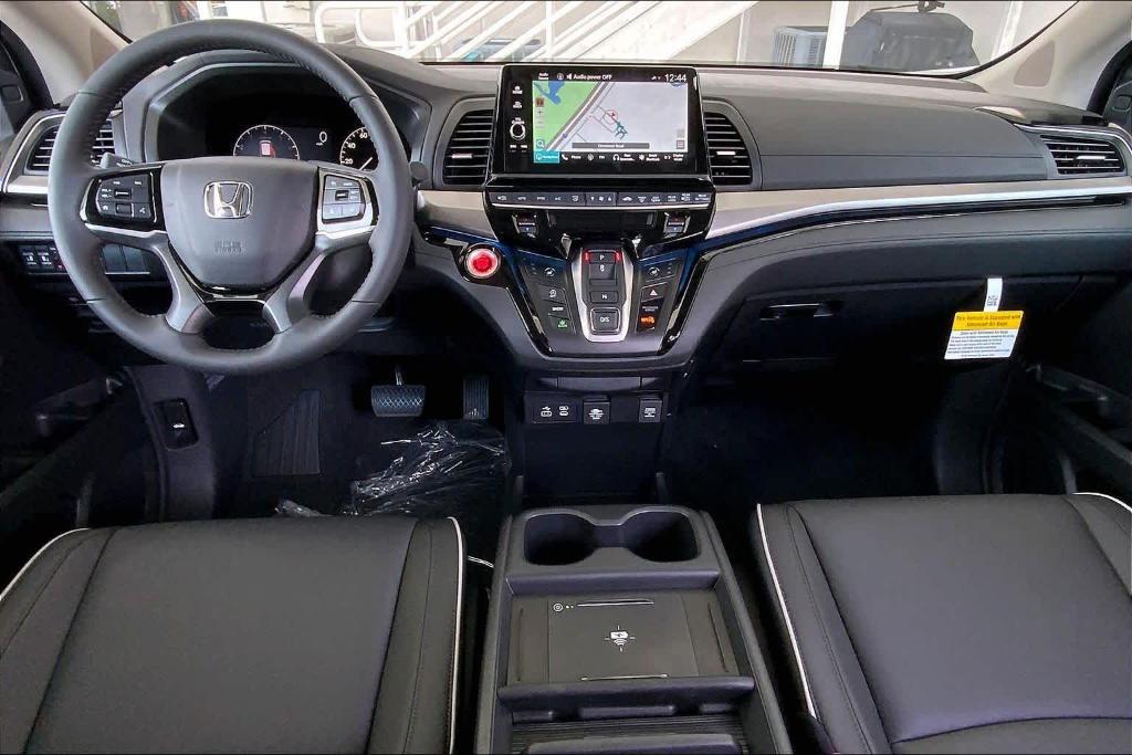 new 2026 Honda Odyssey car, priced at $46,301