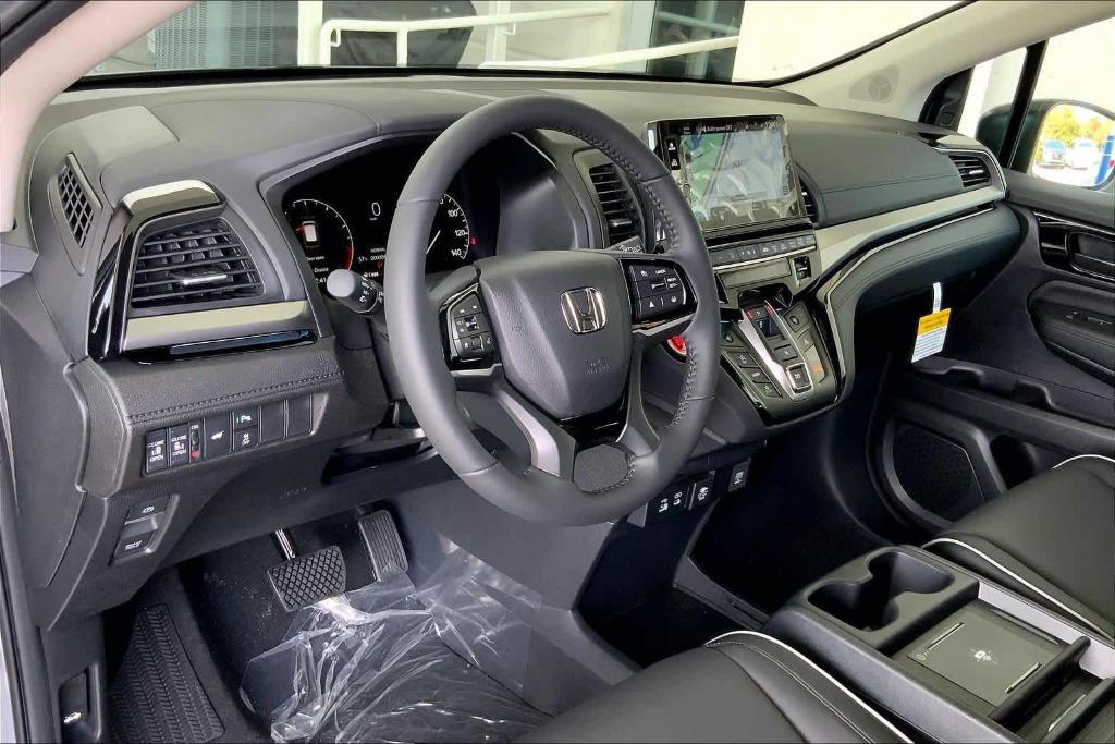 new 2026 Honda Odyssey car, priced at $46,301