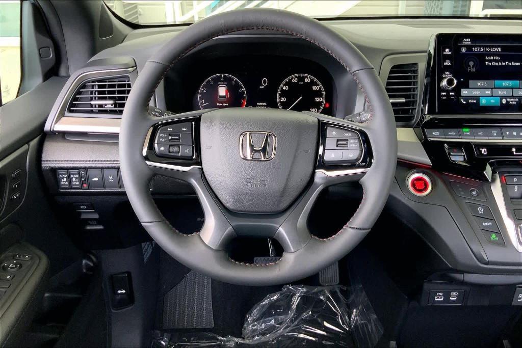 new 2026 Honda Odyssey car, priced at $43,095