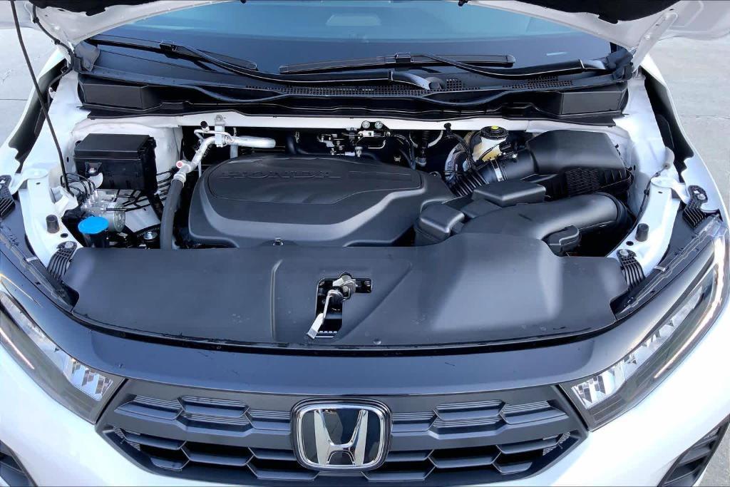 new 2026 Honda Odyssey car, priced at $42,499