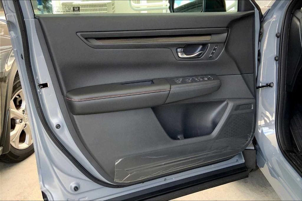 new 2026 Honda CR-V Hybrid car, priced at $39,028