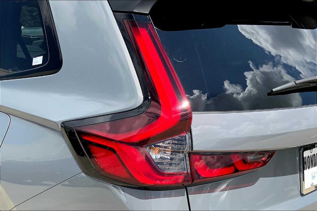 new 2026 Honda CR-V Hybrid car, priced at $39,028