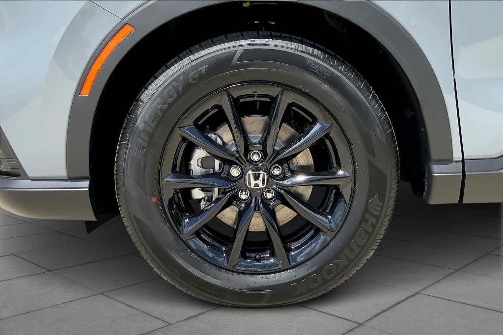 new 2026 Honda CR-V Hybrid car, priced at $39,028