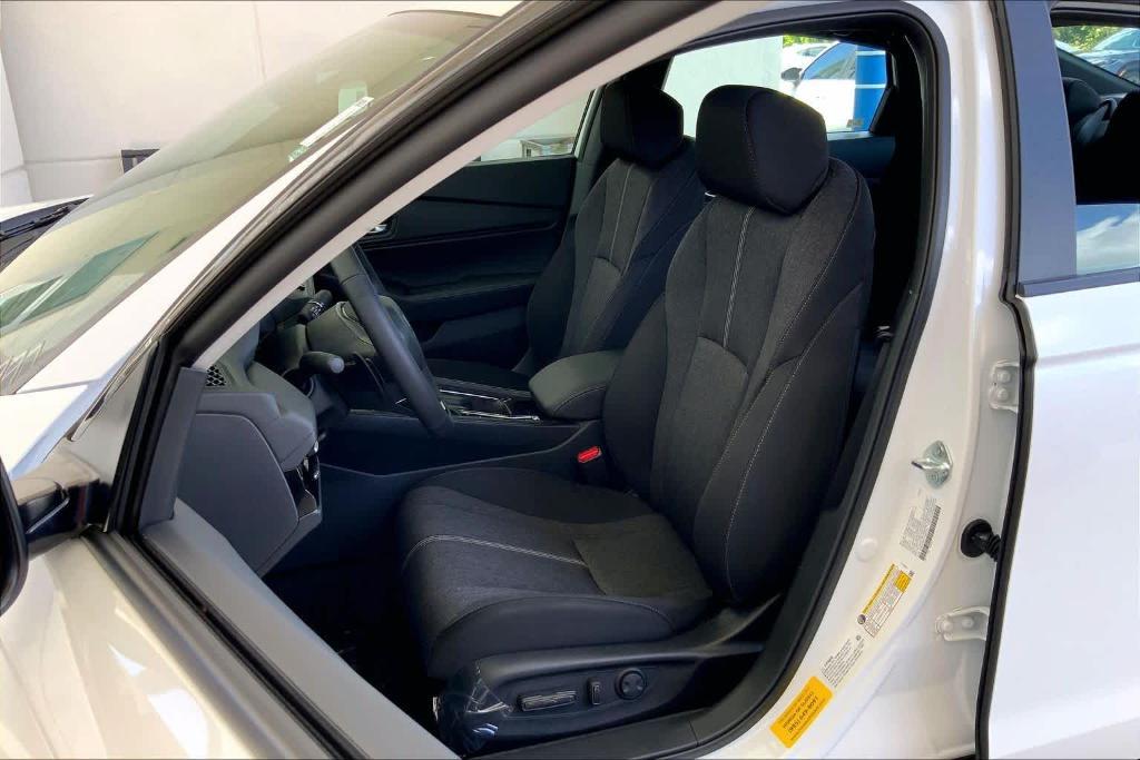 new 2026 Honda Accord Hybrid car, priced at $34,268