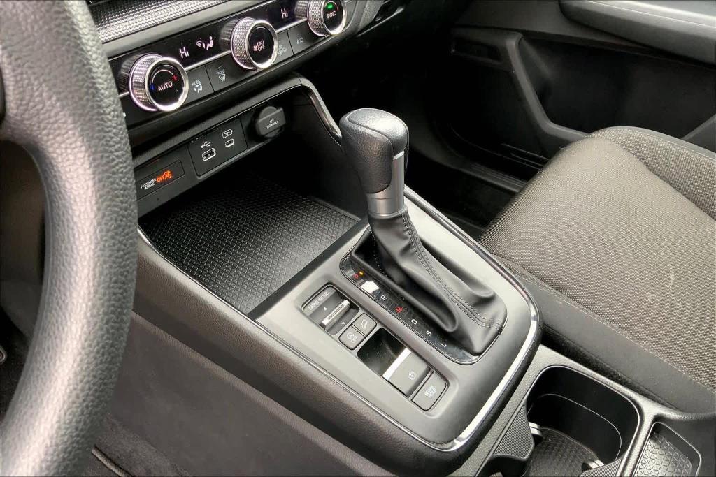 used 2025 Honda CR-V car, priced at $30,499