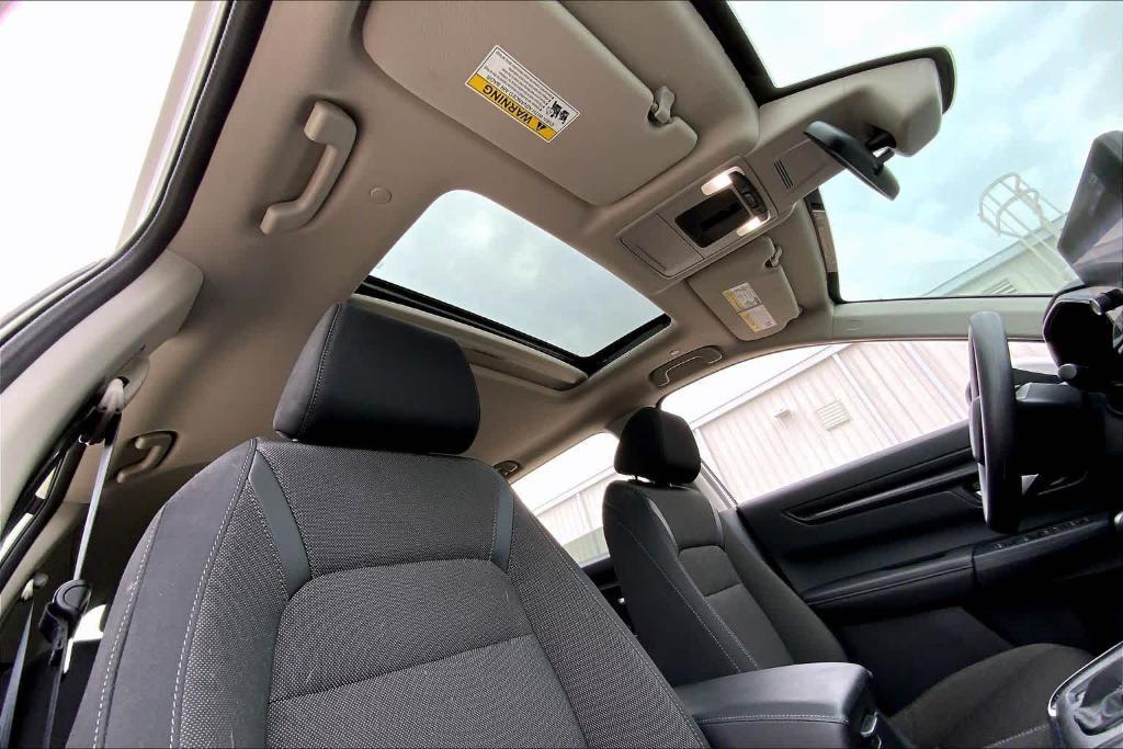 used 2025 Honda CR-V car, priced at $30,499