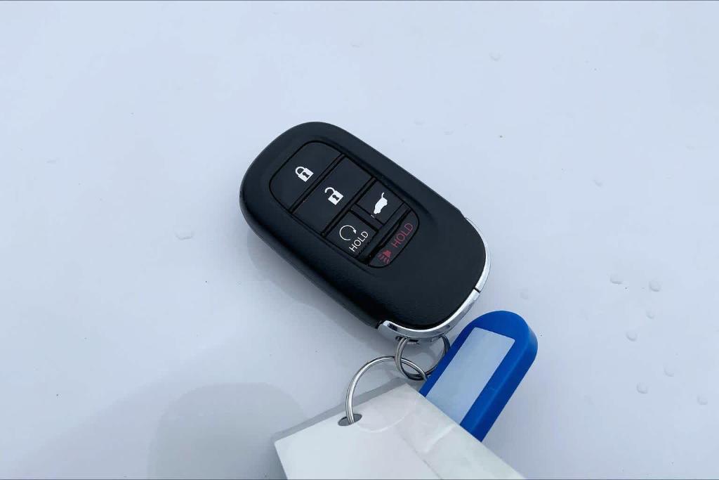 used 2025 Honda CR-V car, priced at $30,499