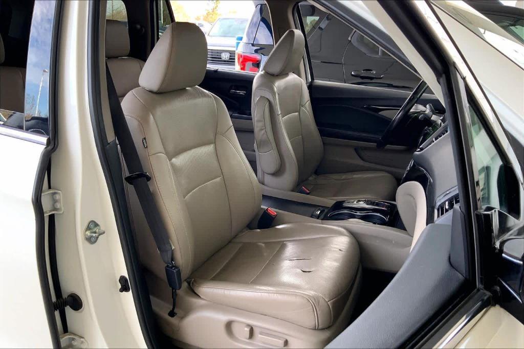 used 2019 Honda Pilot car, priced at $9,000
