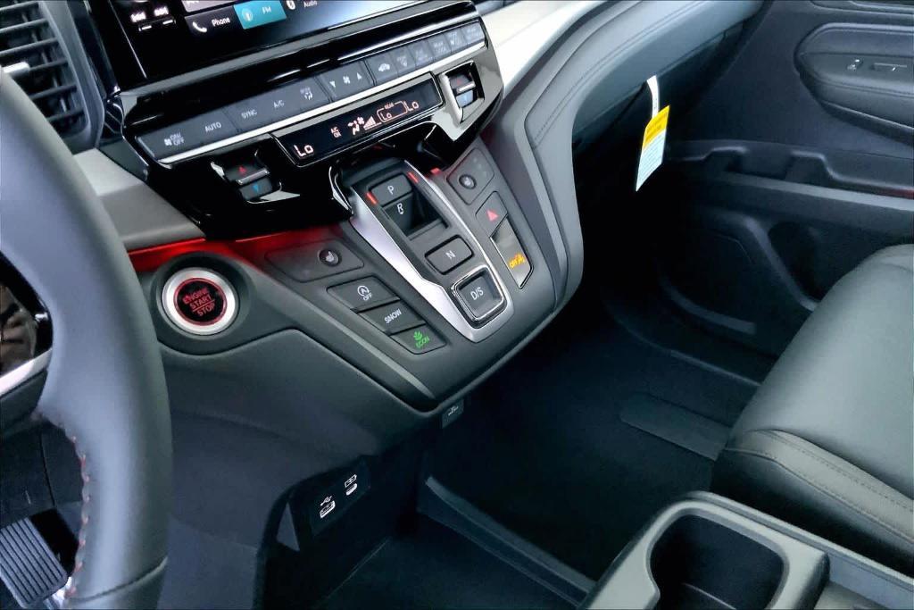 new 2026 Honda Odyssey car, priced at $44,127