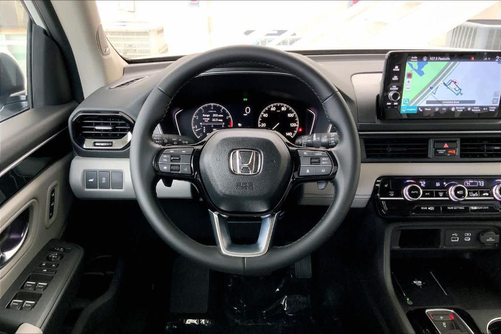 new 2025 Honda Pilot car, priced at $49,450