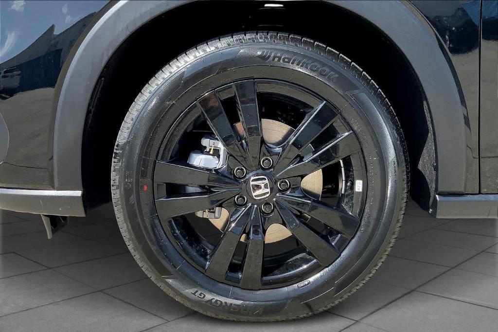 new 2026 Honda HR-V car, priced at $28,419