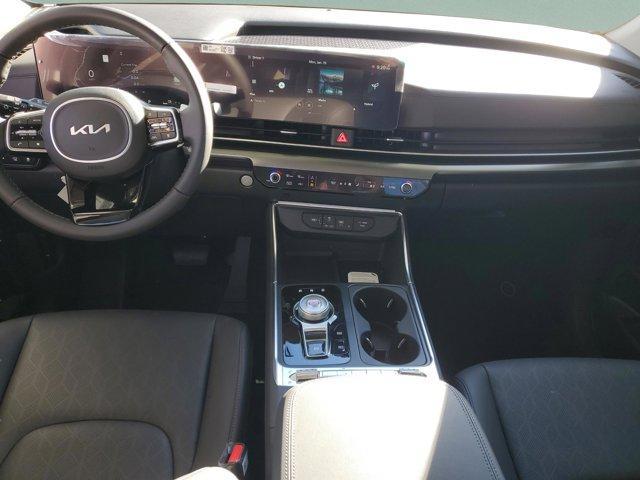 new 2026 Kia Carnival Hybrid car, priced at $47,556