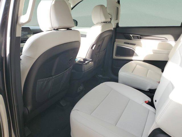 new 2025 Kia Telluride car, priced at $36,643