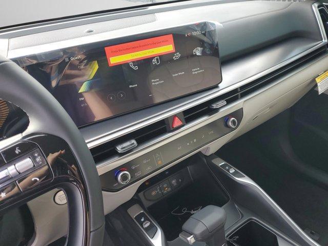 new 2026 Kia Sorento car, priced at $33,275