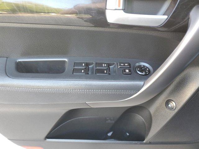 used 2015 Kia Sorento car, priced at $7,931