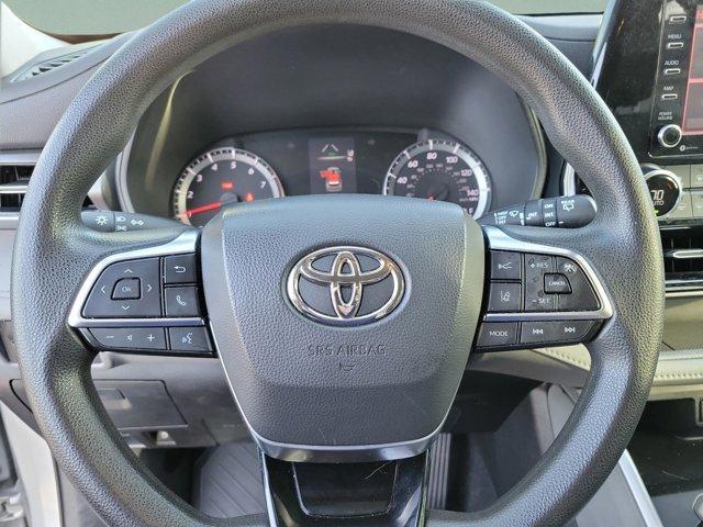 used 2021 Toyota Highlander car, priced at $24,984